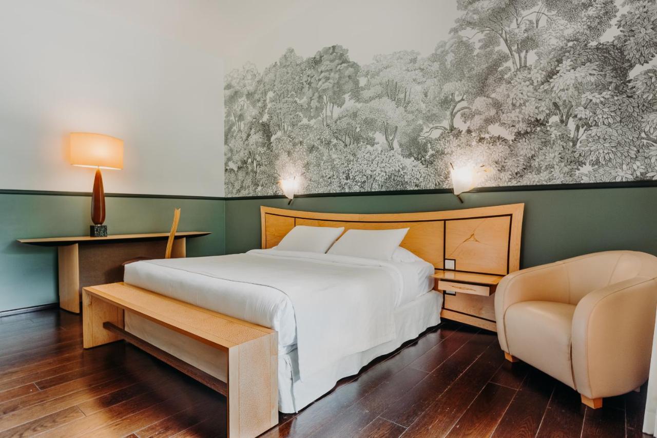 Hotel Les Freres Ibarboure Бидар Экстерьер фото